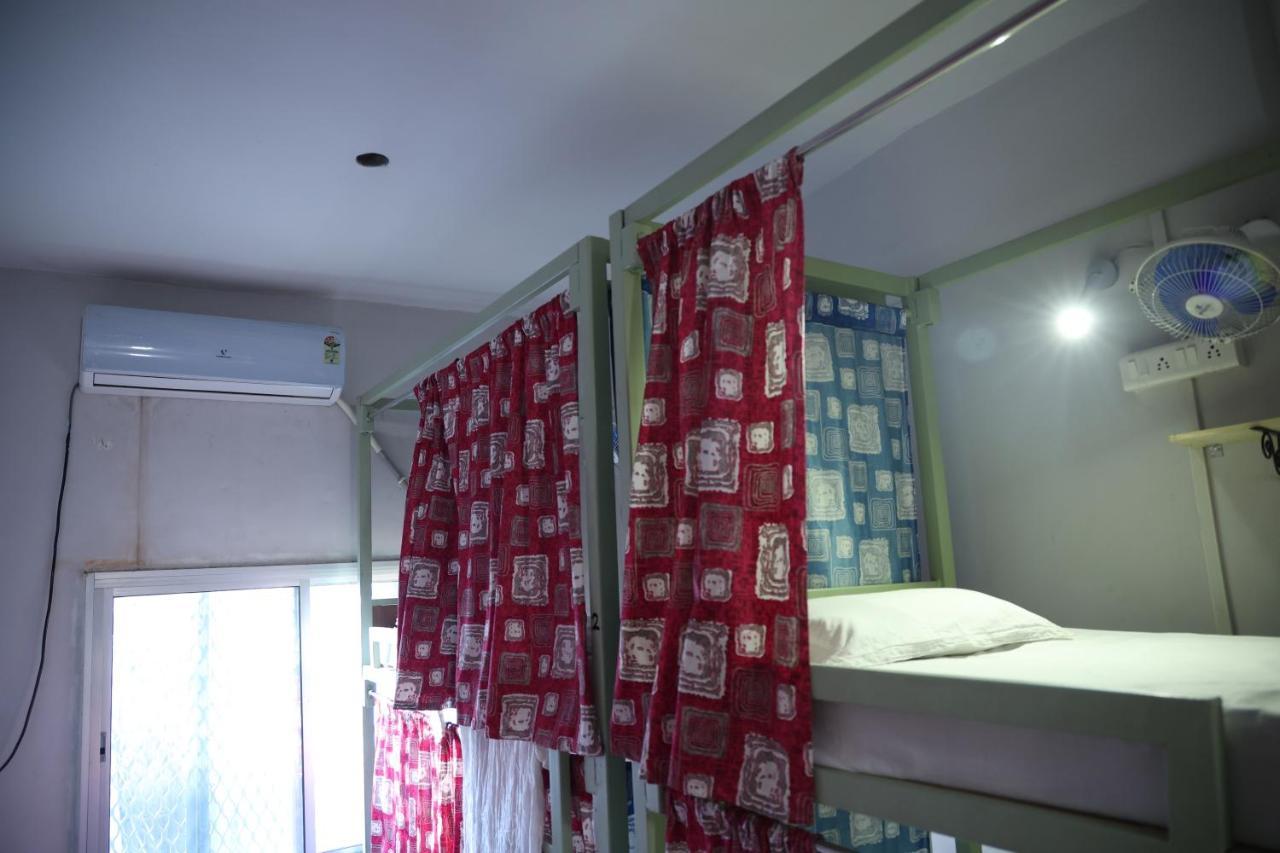 Good Vibes Hostel Varanasi Exterior photo